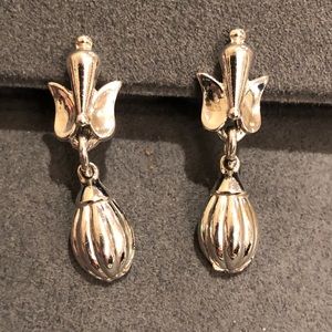 Karu Silver Drop Dangle Earrings.  Vintage Screw Back